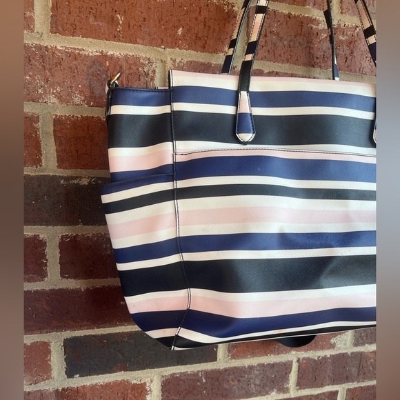 Kate Spade Kaylie Baby Diaper Bag & Changing Mat - Picture 7 of 15